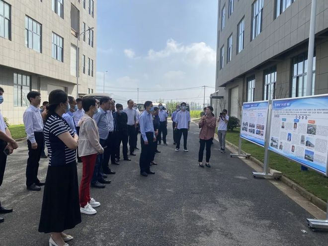 凝聚智慧力量 服務(wù)鄉(xiāng)村振興——徐州市委統(tǒng)戰(zhàn)部深入調(diào)研民建會(huì)員企業(yè)，共繪“三鄉(xiāng)工程”新畫(huà)卷